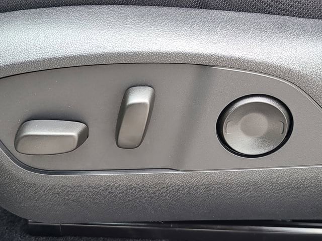 2026 Chevrolet Traverse LT - Photo 21