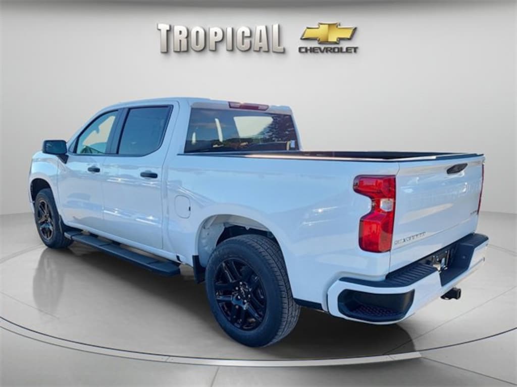 New 2026 Chevrolet Silverado 1500 Custom Truck