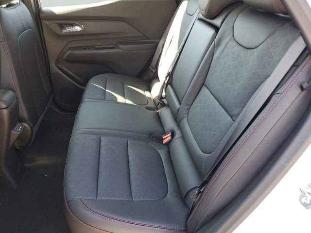 2027 Chevrolet Bolt RS - Photo 15