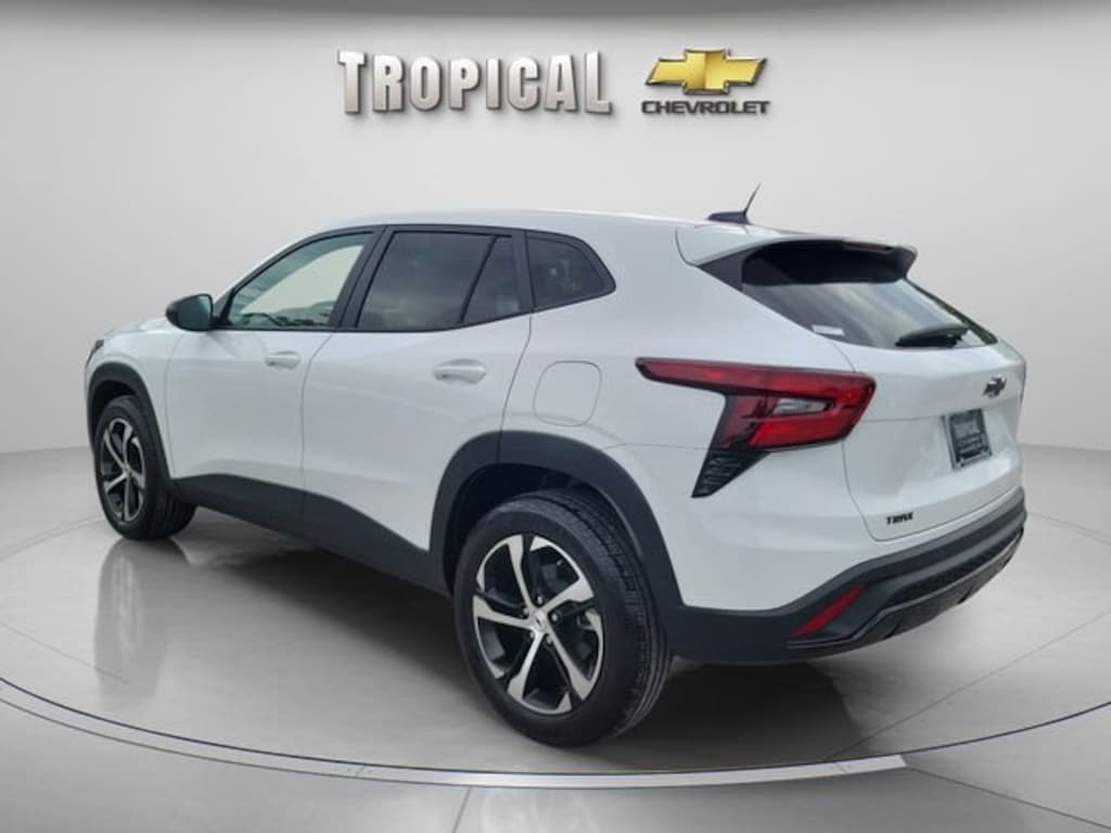 Used 2024 Chevrolet Trax 1RS SUV