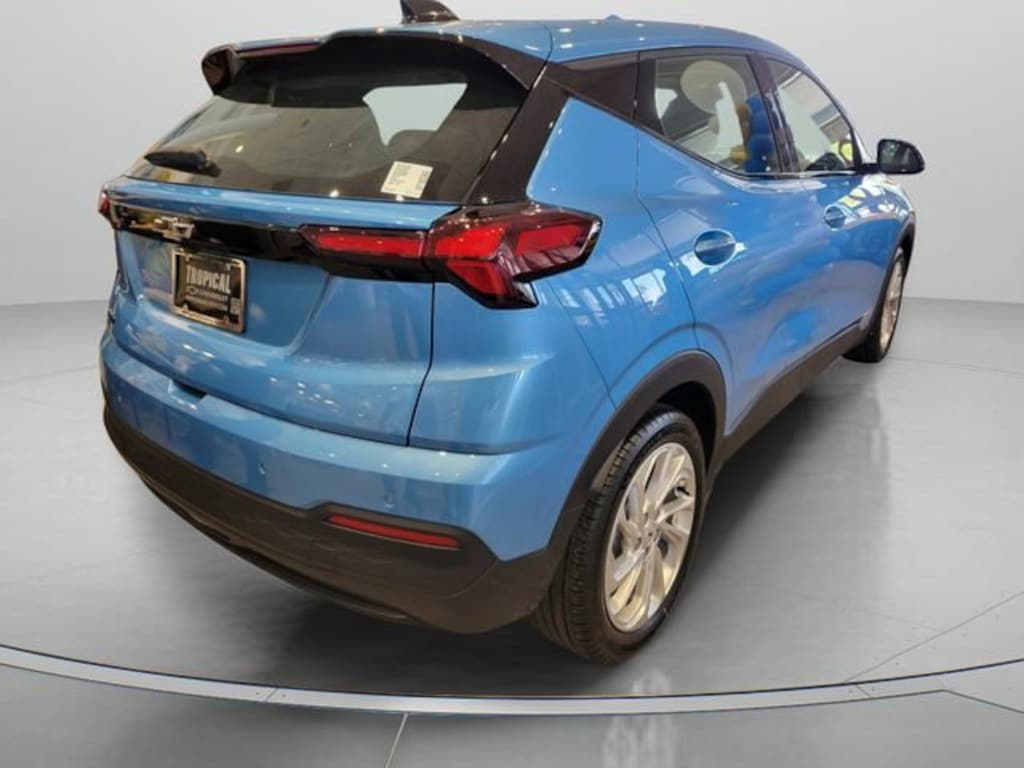 New 2027 Chevrolet Bolt LT SUV