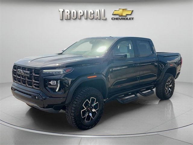 2024 GMC Canyon AT4X's photo