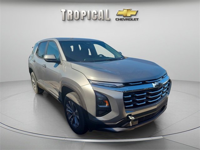 2026 Chevrolet Equinox LT photo 3