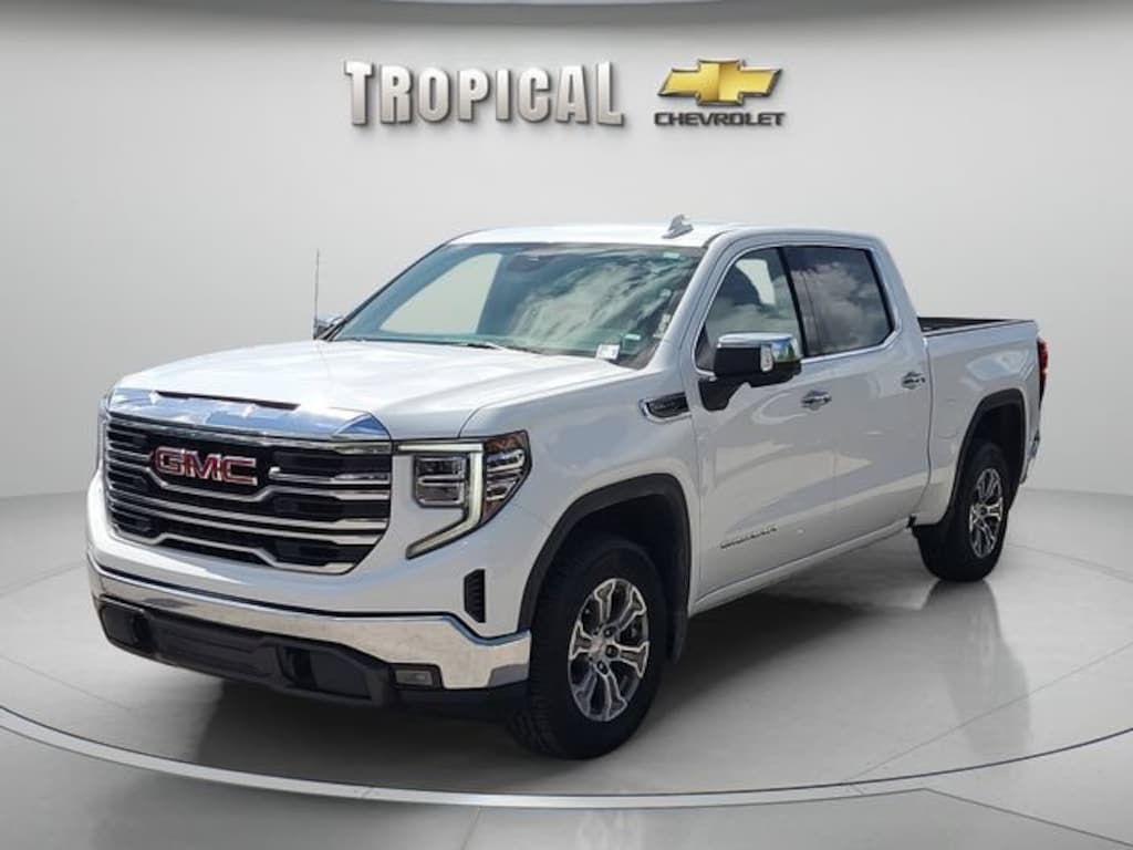 Used 2024 GMC Sierra 1500 SLT Truck