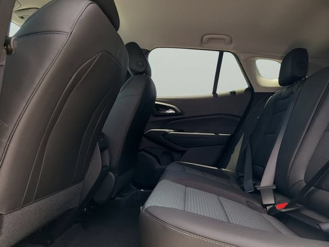 2026 Chevrolet Trax LT - Photo 11