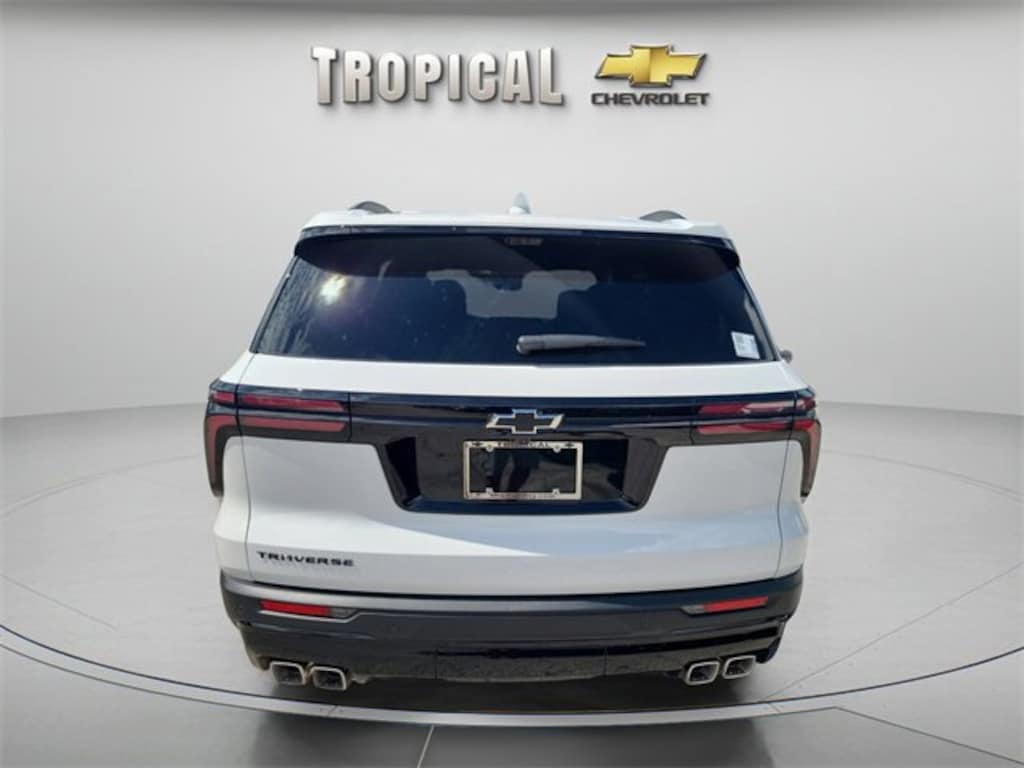 New 2026 Chevrolet Traverse LT SUV