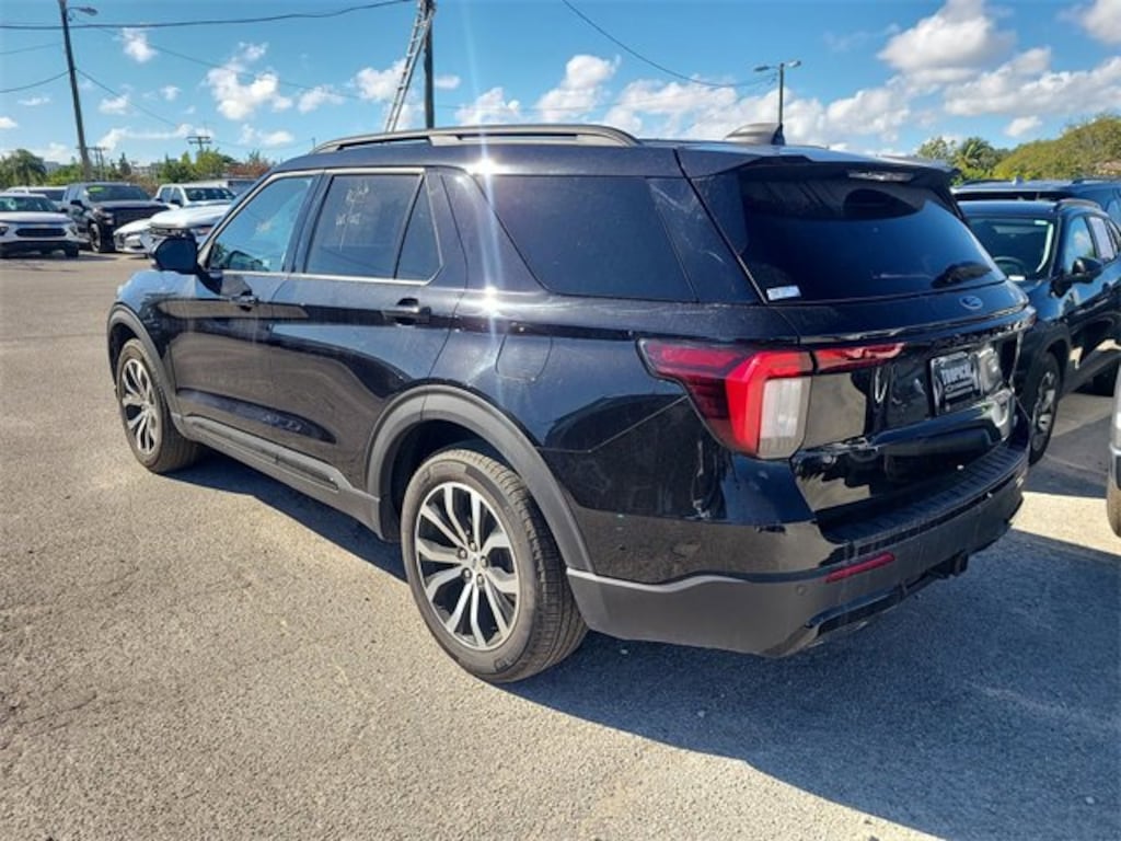 Used 2025 Ford Explorer ST-Line