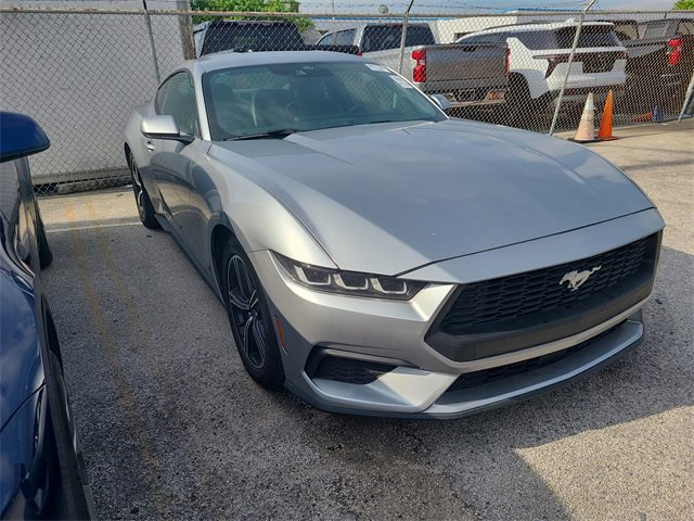 2024 Ford Mustang EcoBoost Premium photo 4
