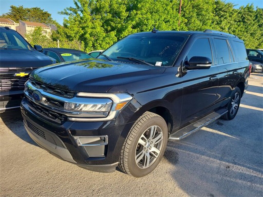 Used 2022 Ford Expedition Limited