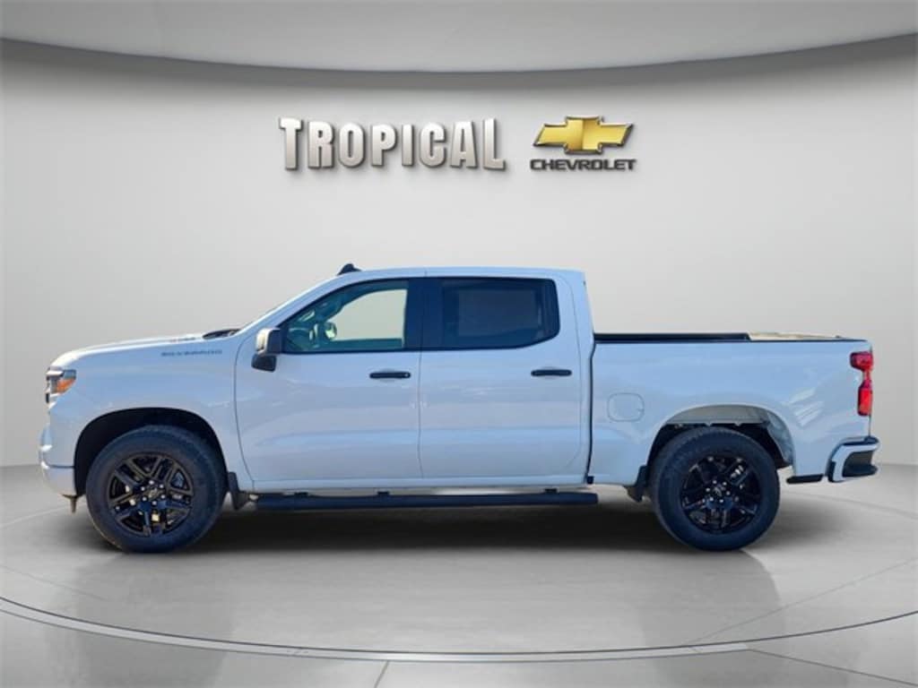New 2026 Chevrolet Silverado 1500 Custom Truck