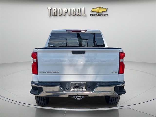 2022 Chevrolet Silverado 1500 LTZ photo 4