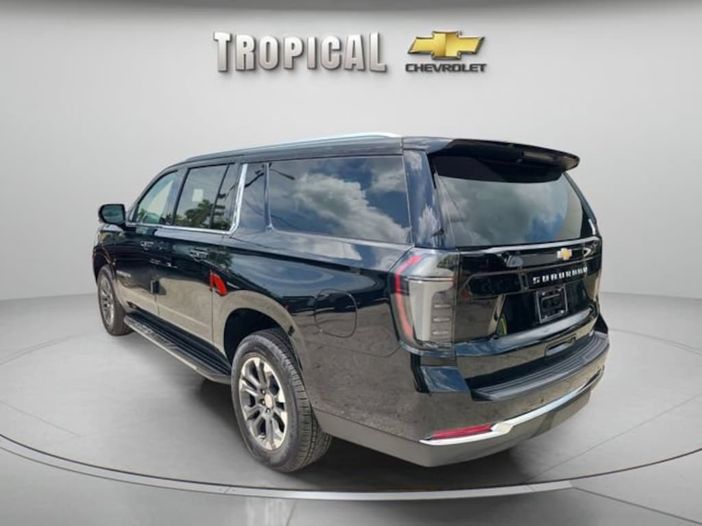 New 2026 Chevrolet Suburban LT SUV