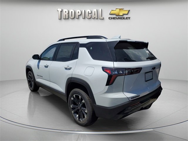 2026 Chevrolet Equinox RS photo 2