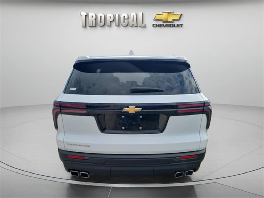 Used 2024 Chevrolet Traverse LS SUV