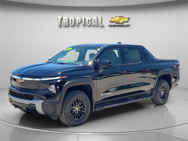 2026 Chevrolet Silverado EV LT's photo