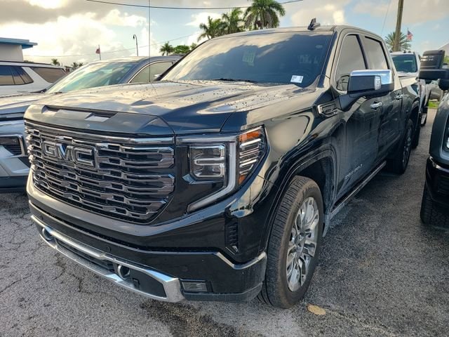 2025 GMC Sierra 4WD Crew Cab Short Box Denali Ultimate's photo