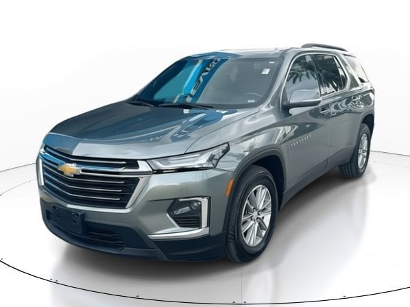 Used 2022 Chevrolet Traverse 3LT with VIN 1GNEVHKW2NJ110435 for sale in Miami, FL