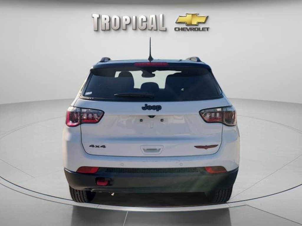 Used 2023 Jeep Compass Trailhawk