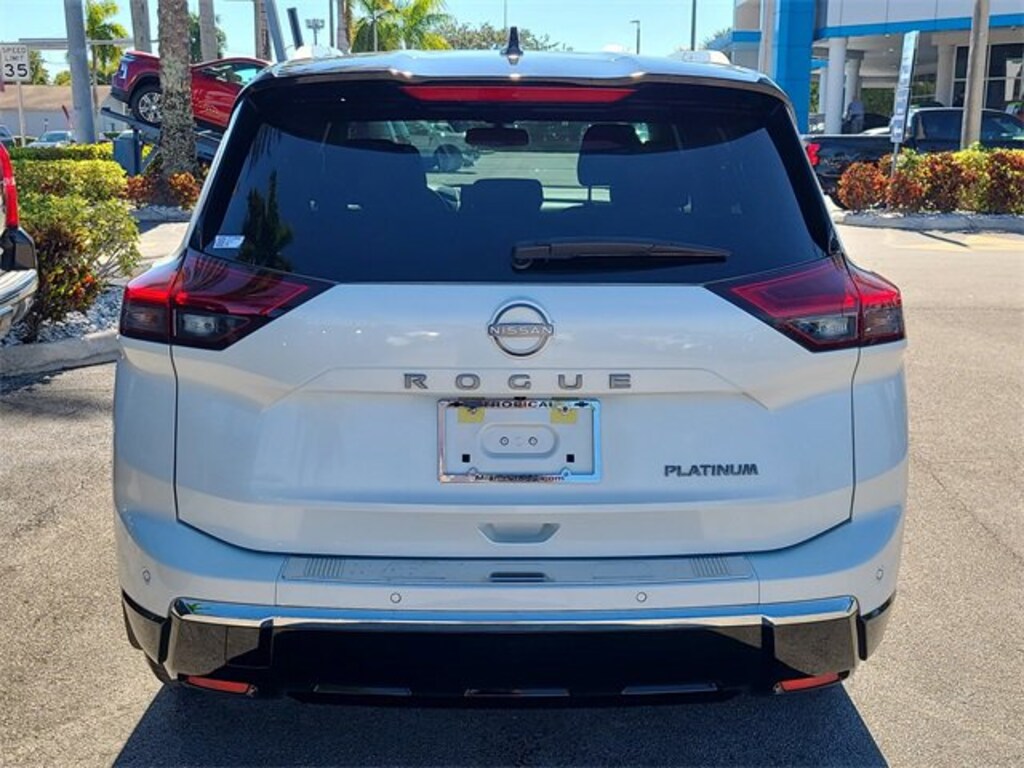 Used 2024 Nissan Rogue Platinum