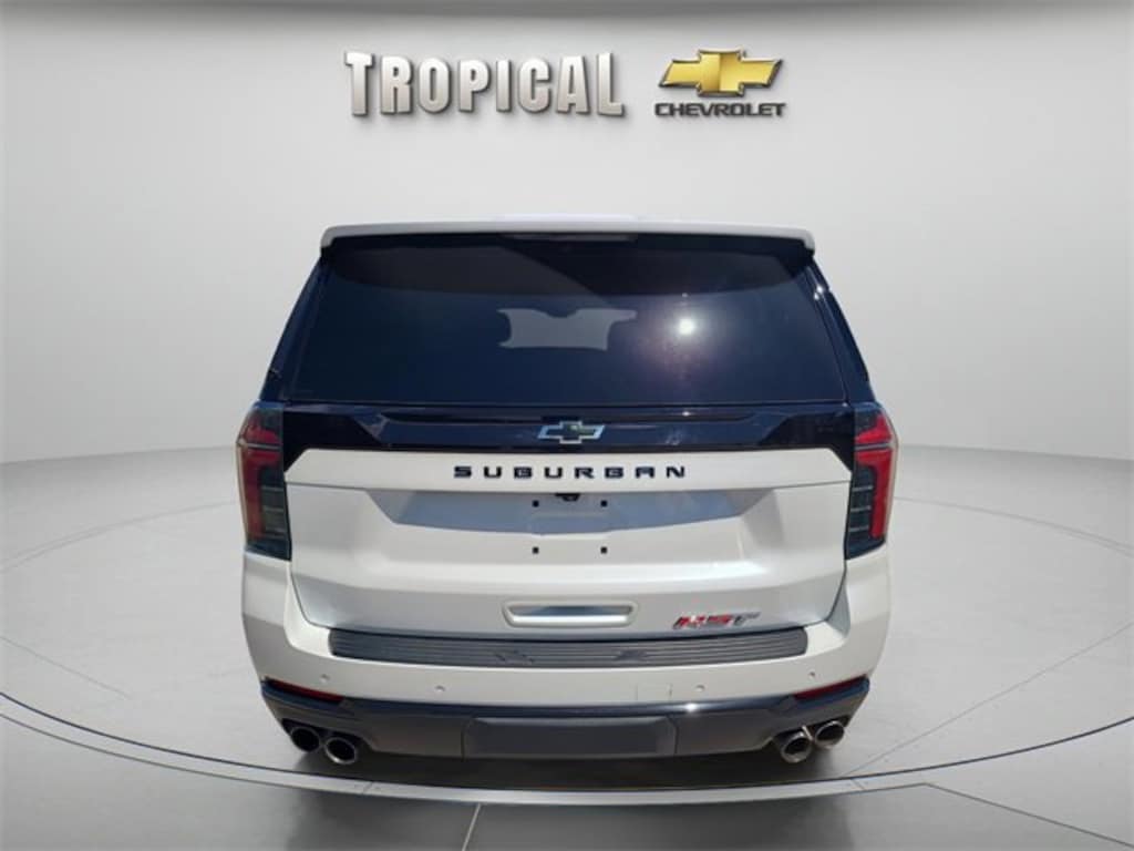 Used 2025 Chevrolet Suburban RST SUV