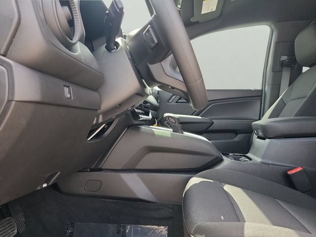 2026 Chevrolet Colorado Work Truck - Photo 18