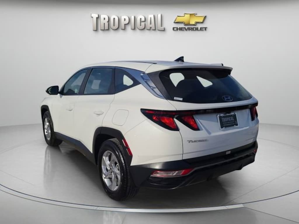 Used 2024 Hyundai Tucson SE