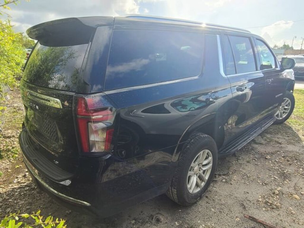 Used 2024 Chevrolet Suburban LT SUV