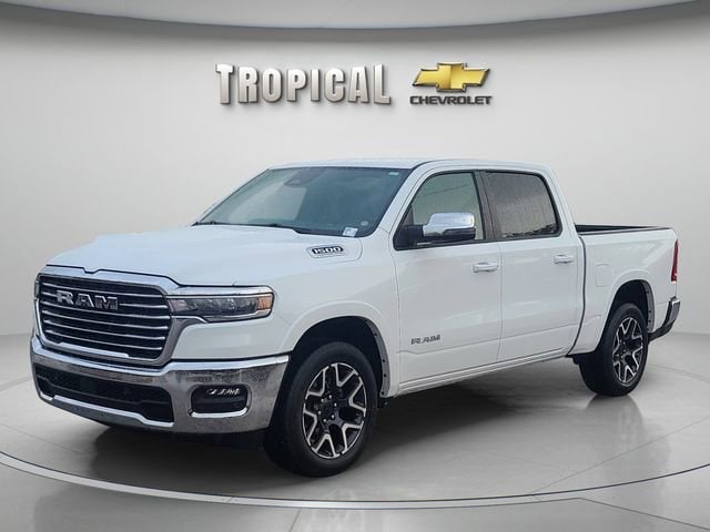 2026 RAM 1500 Laramie 4x4 Crew Cab 5'7's photo