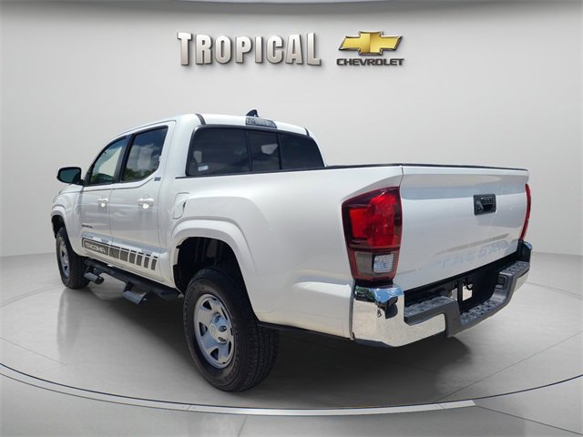 2022 Toyota Tacoma SR photo 3