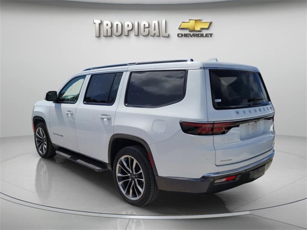 Used 2022 Jeep Wagoneer Series II