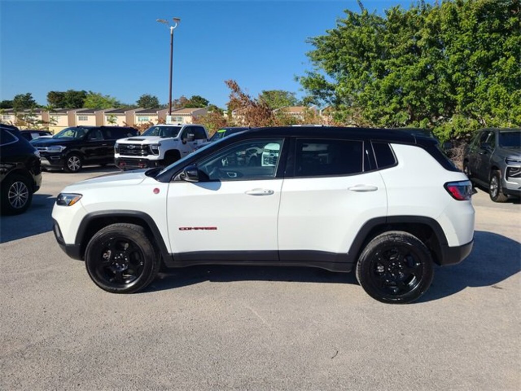 Used 2023 Jeep Compass Trailhawk