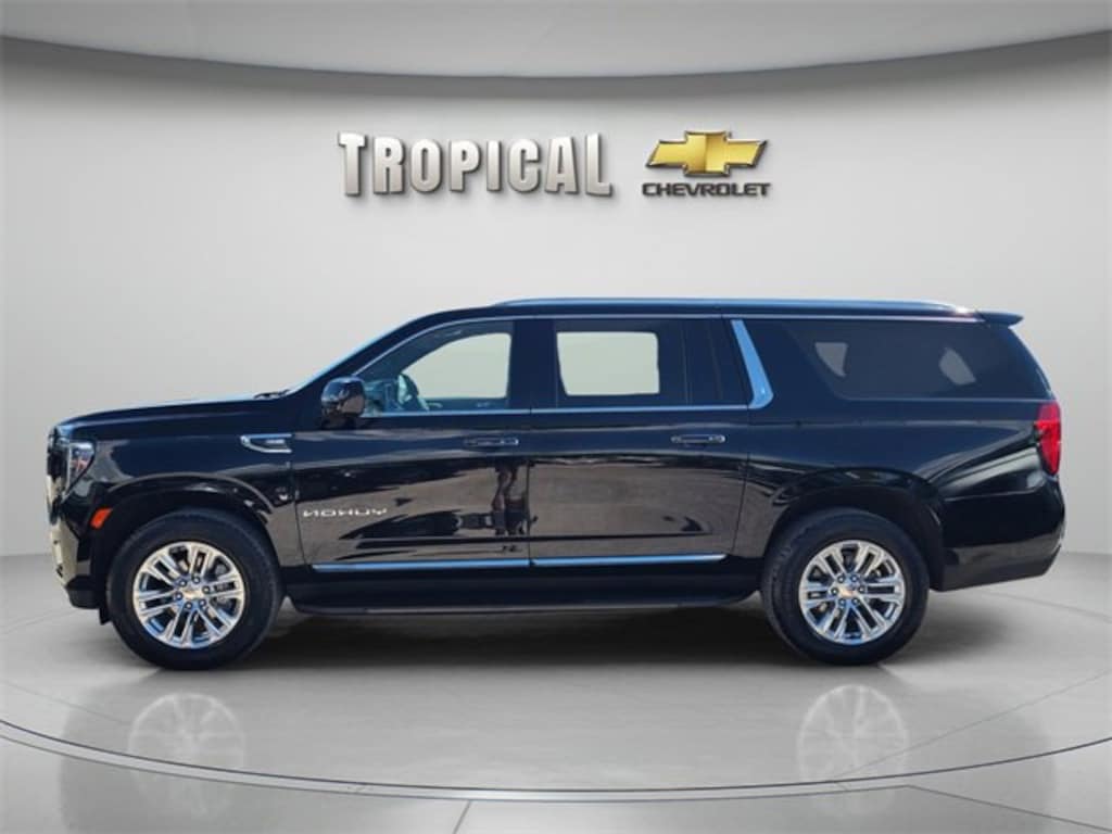 Used 2024 GMC Yukon XL SLT SUV