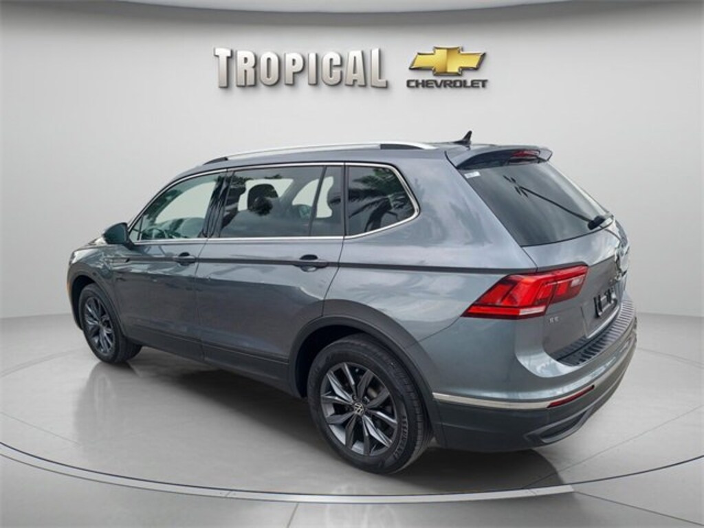 Used 2022 Volkswagen Tiguan SE