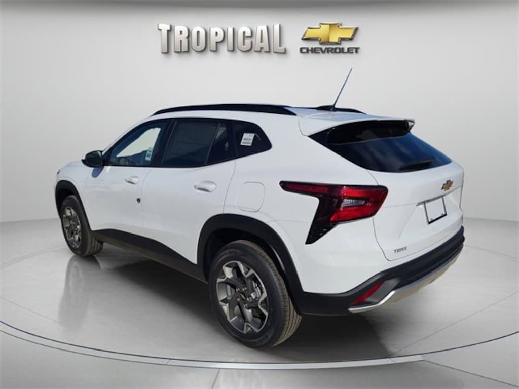 New 2026 Chevrolet Trax LT SUV