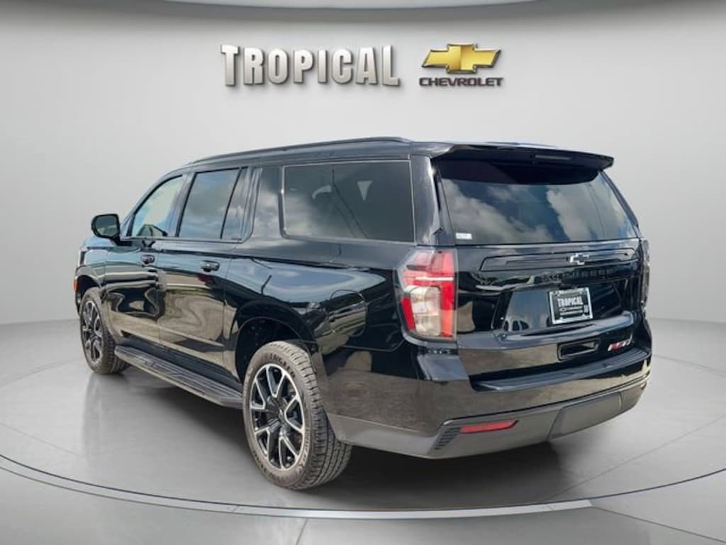 Used 2024 Chevrolet Suburban RST SUV