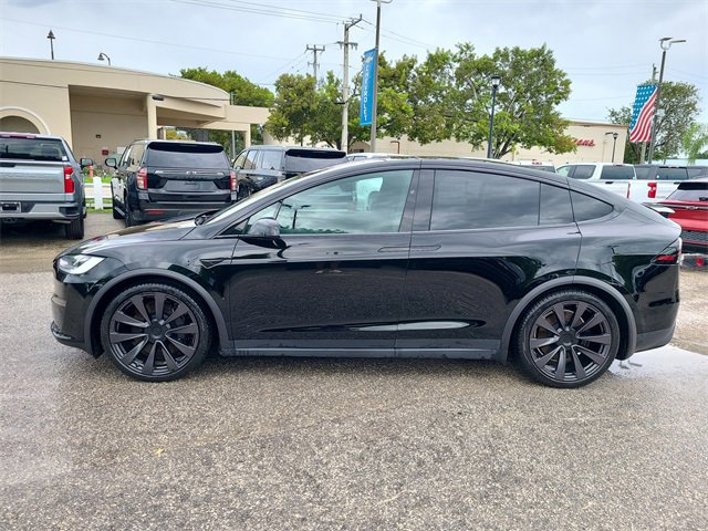 2022 Tesla Model X Plaid photo 2
