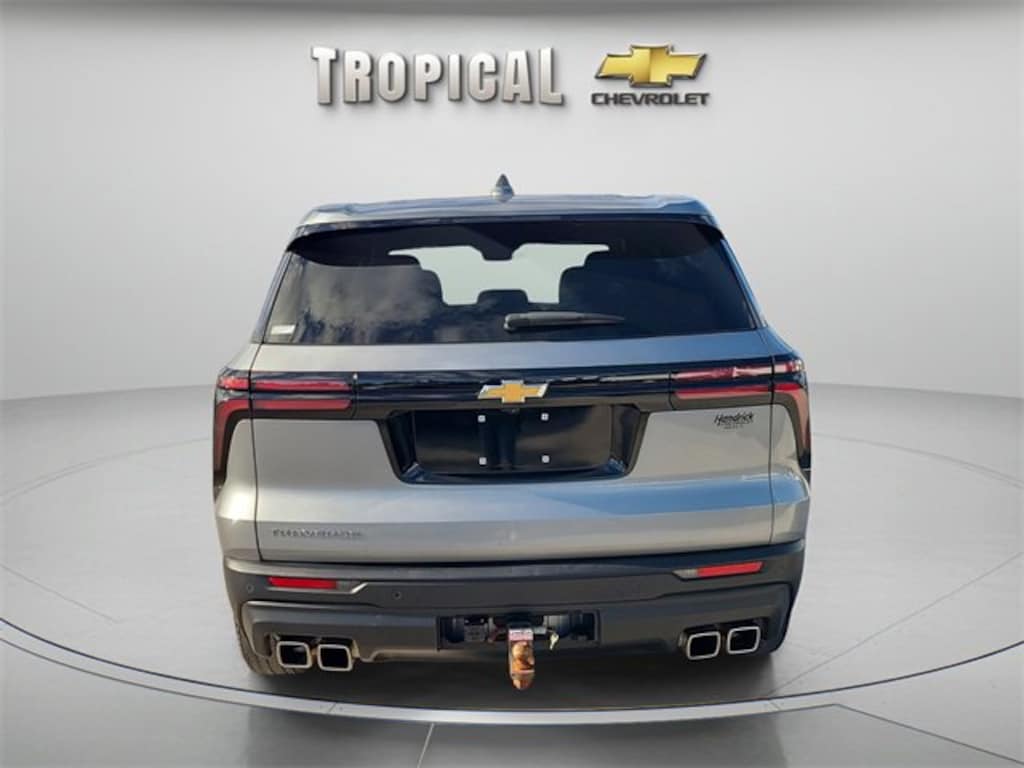 Used 2024 Chevrolet Traverse LS SUV