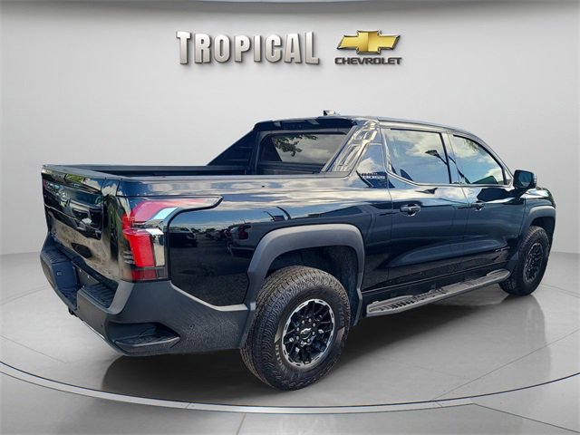 2026 Chevrolet Silverado EV Trail Boss photo 2