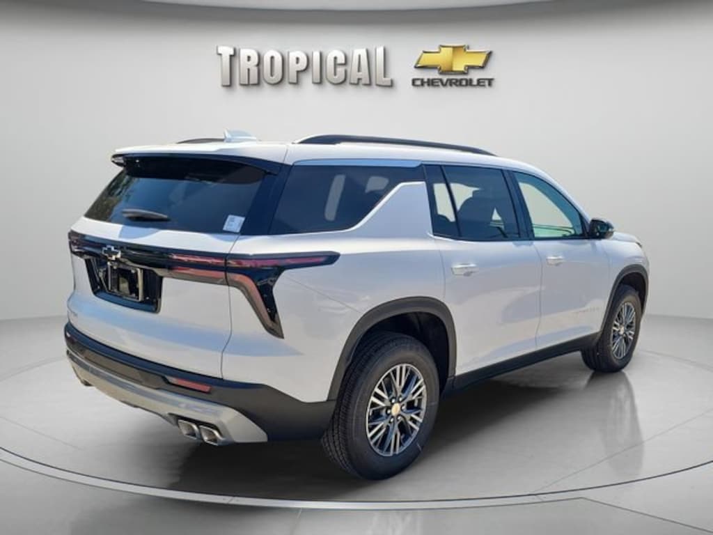 New 2026 Chevrolet Traverse LT SUV