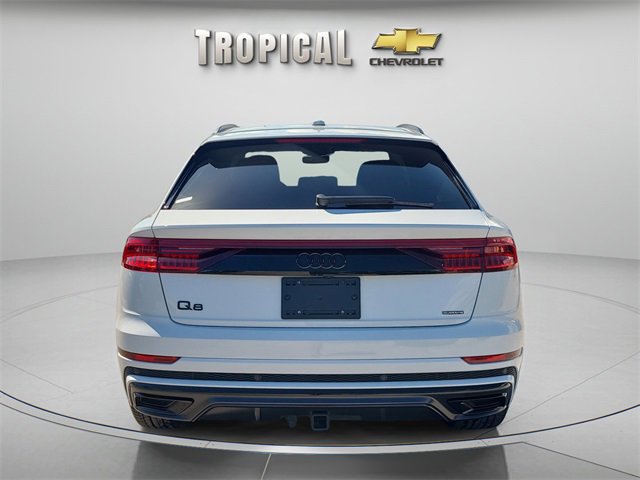 2023 Audi Q8 55 Prestige photo 4