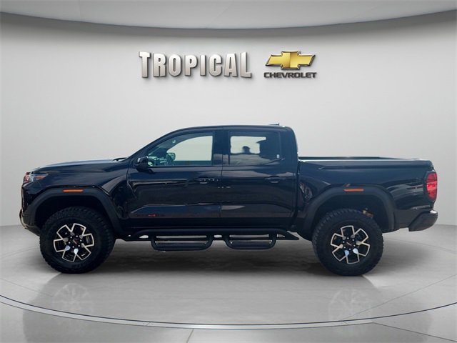 2024 Gmc Canyon AT4X photo 2
