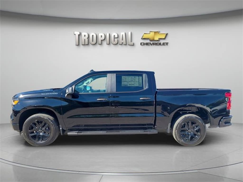 New 2026 Chevrolet Silverado 1500 Custom Truck