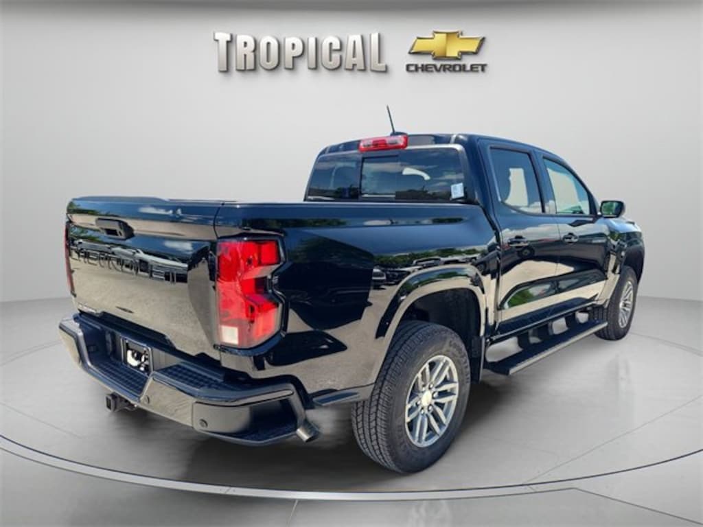 New 2025 Chevrolet Colorado WT/LT Truck