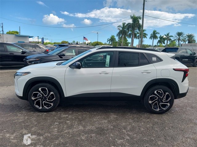 2026 Chevrolet Trax photo 2