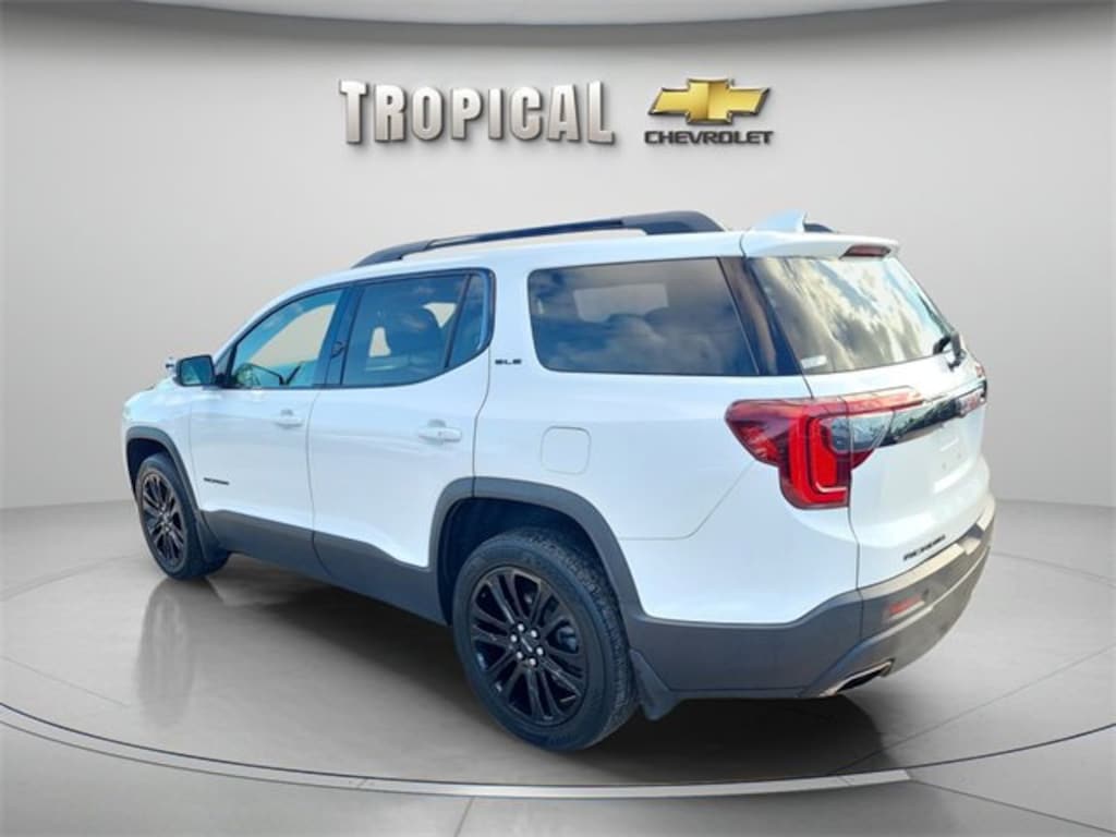 Used 2022 GMC Acadia SLE SUV