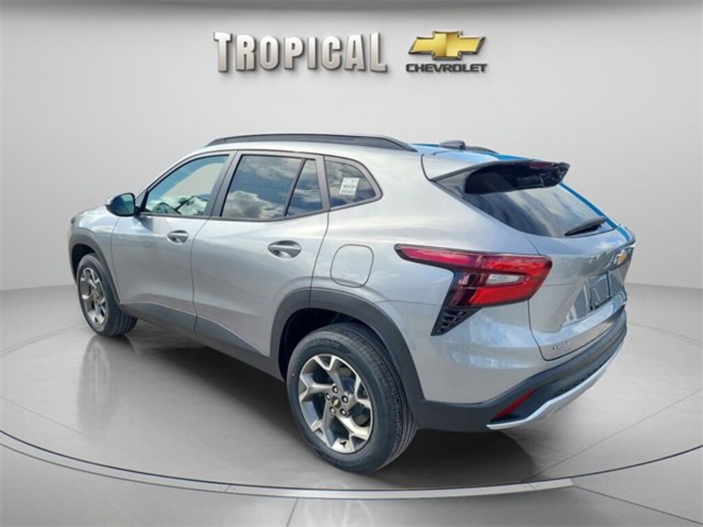 New 2026 Chevrolet Trax LT SUV