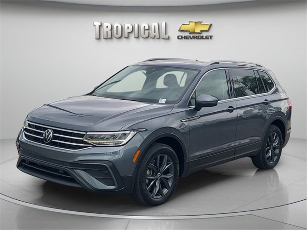Used 2022 Volkswagen Tiguan SE