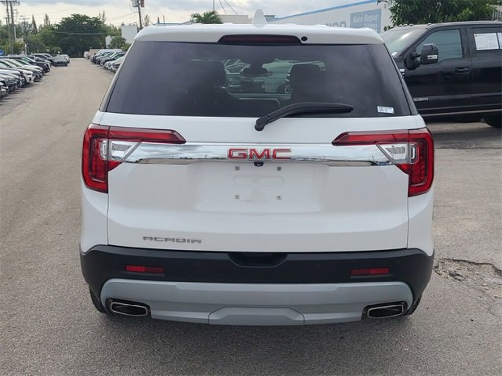 Used 2023 GMC Acadia SLE SUV