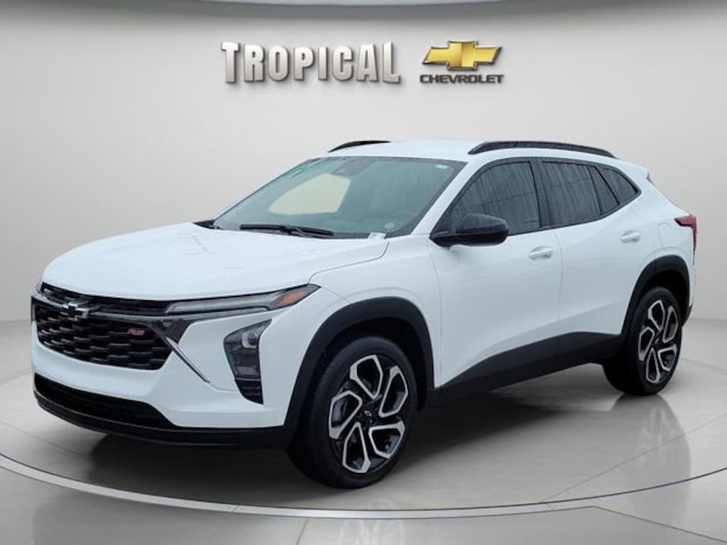 Used 2025 Chevrolet Trax 2RS SUV