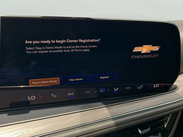 2026 Chevrolet Suburban LT - Photo 30
